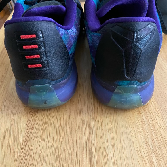 Nike Kobe X 10 Overcome Emerald Glow 3M Silver Court Purple - Picture 2 of 8